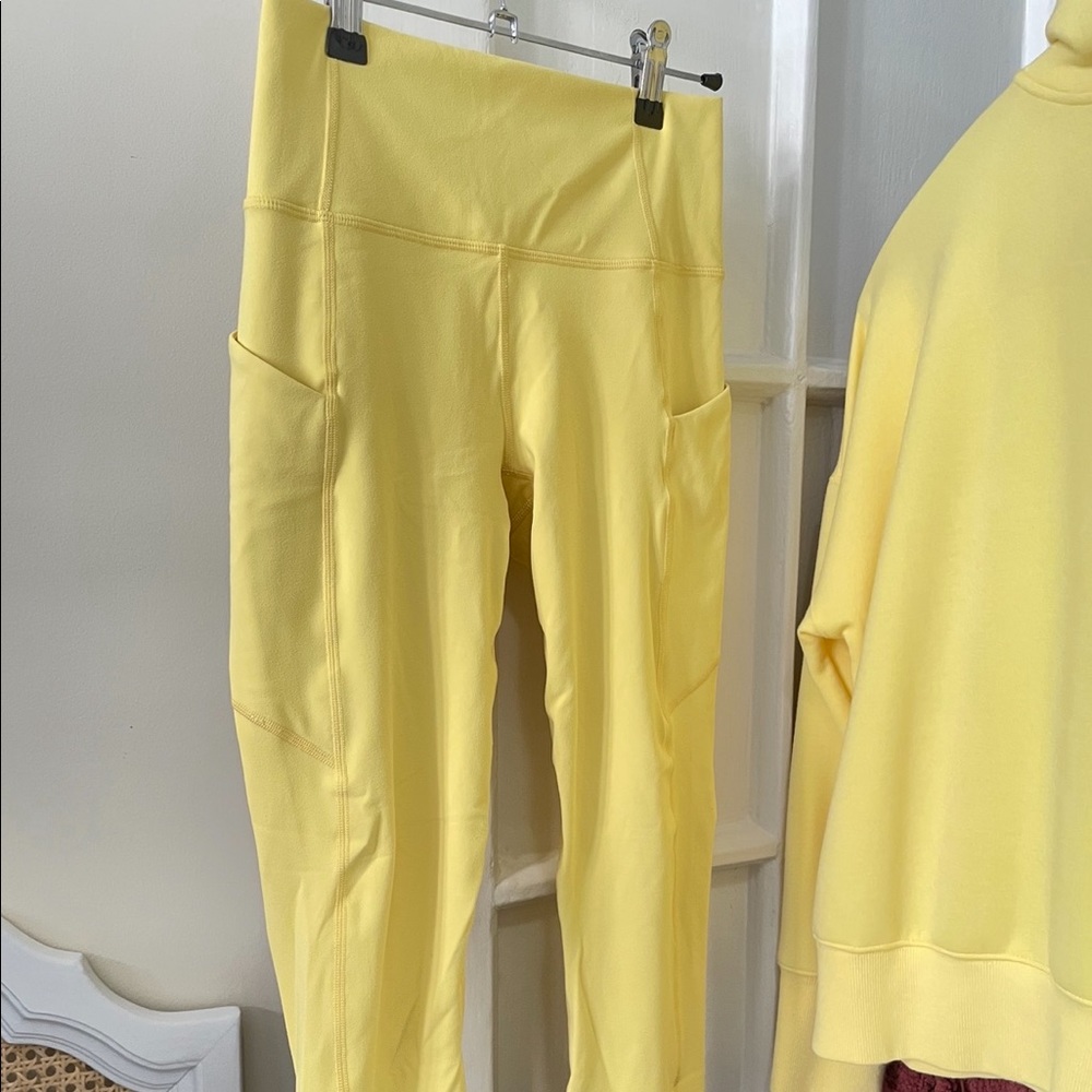 Madelaine Petsch X Fabletics Resilient High Waisted Leggings Color Meyer XS 7/8 - Picture 11 of 15